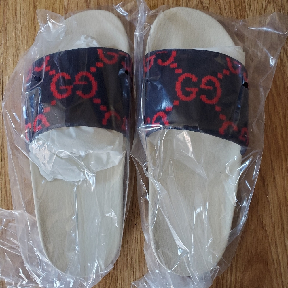 Gucci Terry monogram logo slides sz 39